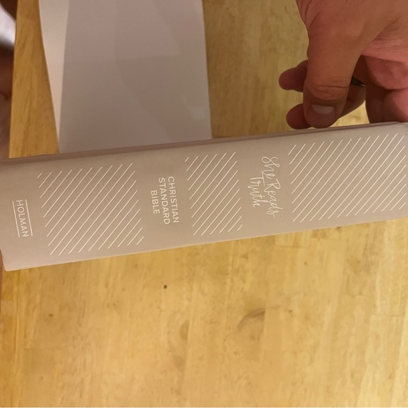 New She Reads Truth Bible - Picture 3 of 6